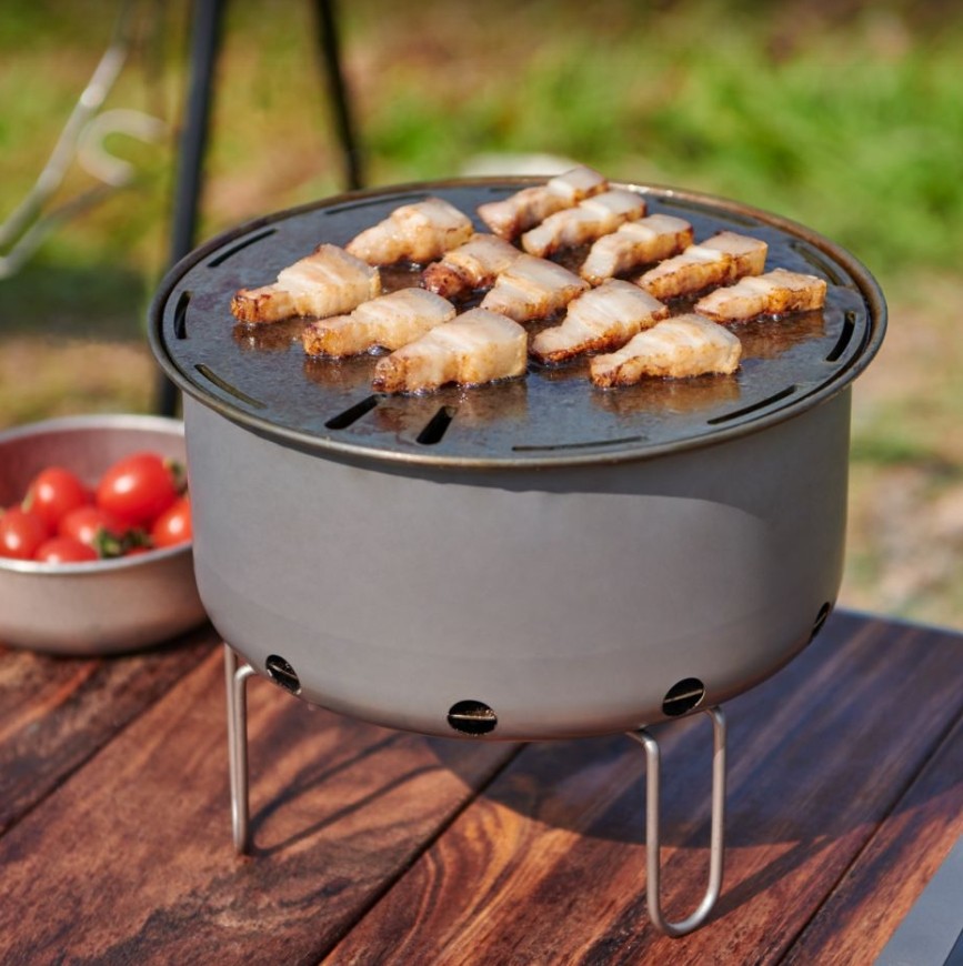 Outdoor Titanium Portable Flat - Camping Cooking Table With Windshield 评论和价格